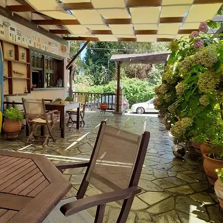 Eleni Studios
