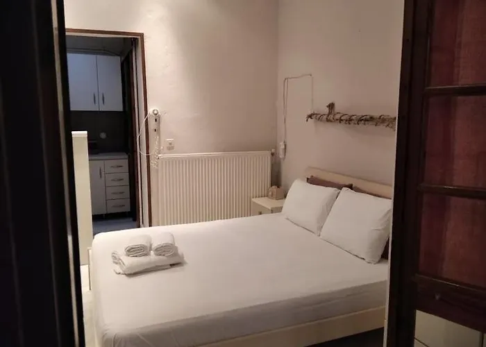 Eleni Agios Ioannis (Thessaly)