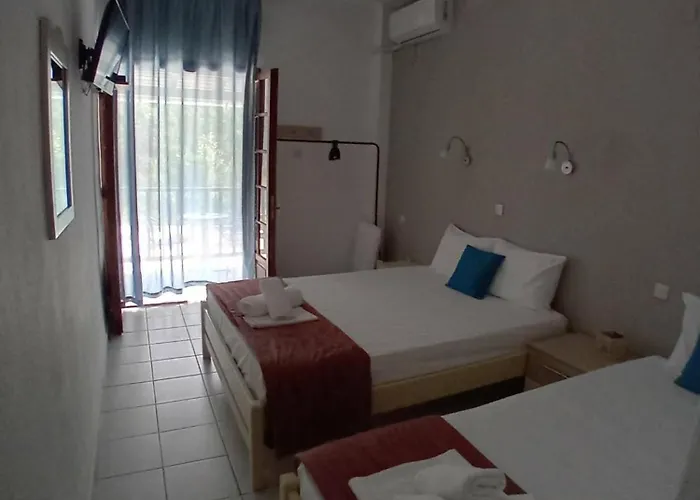 Eleni בית הארחה