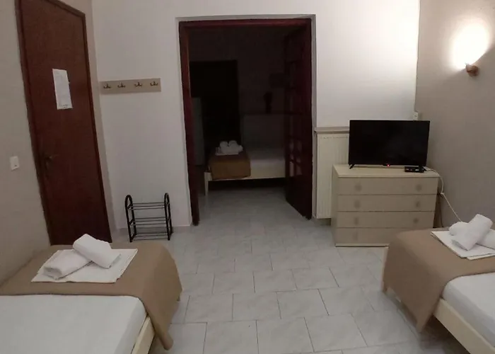 Eleni בית הארחה