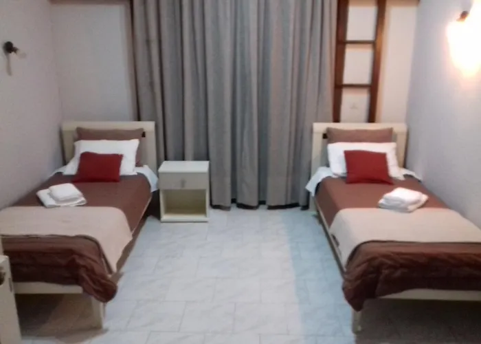 בית הארחה Eleni *