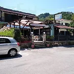 Pensión Eleni Agios Ioannis (Thessaly)