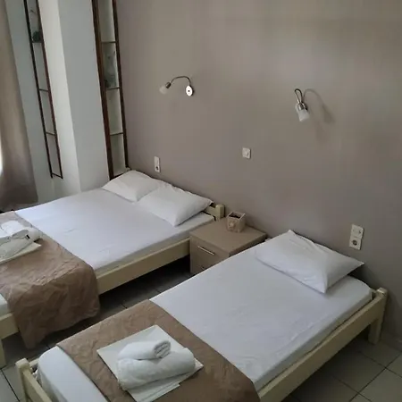 Eleni بيت ضيافة *