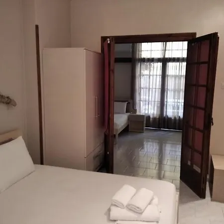Apartament Eleni *